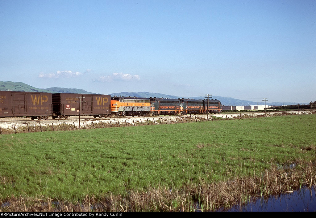 WP 917 leading the Final Four on San Jose Turn